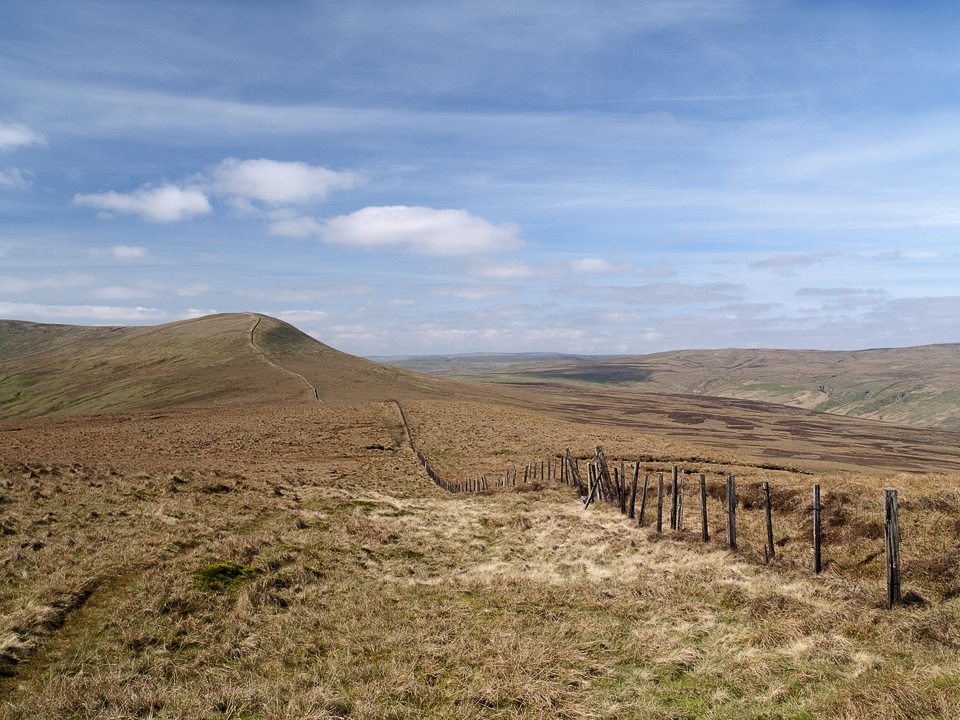 The approach to Great Whernside from Little Whernside