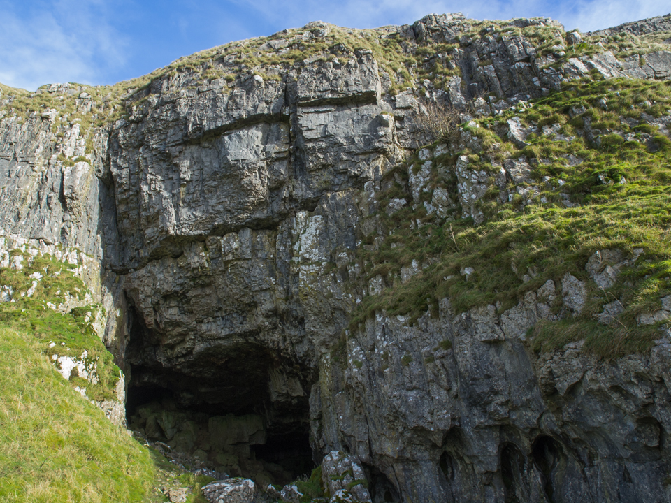 Entrance to Victoria Cave