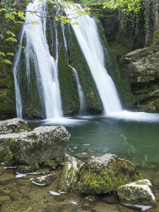 Janet's Foss, Malham