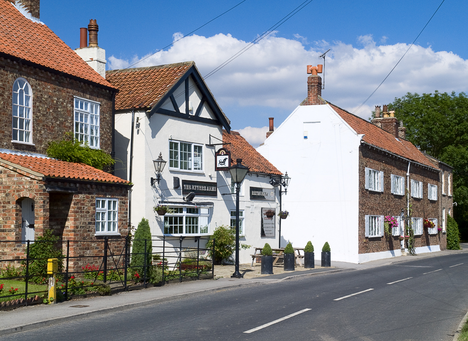 Main street, Ryther