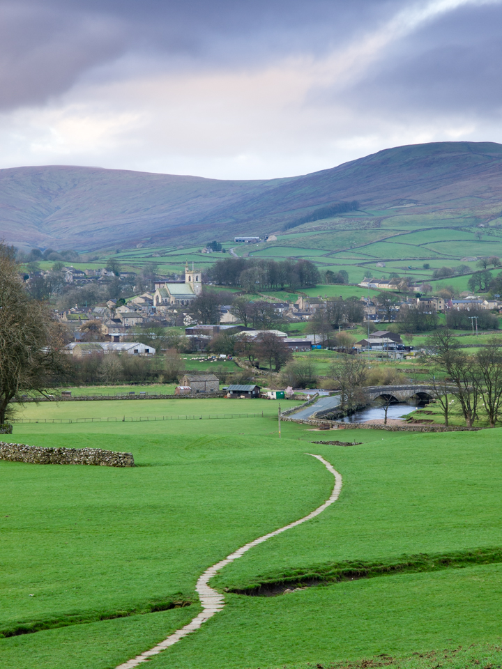 Footpath from Sedbusk to Hawes, Wensleydale
