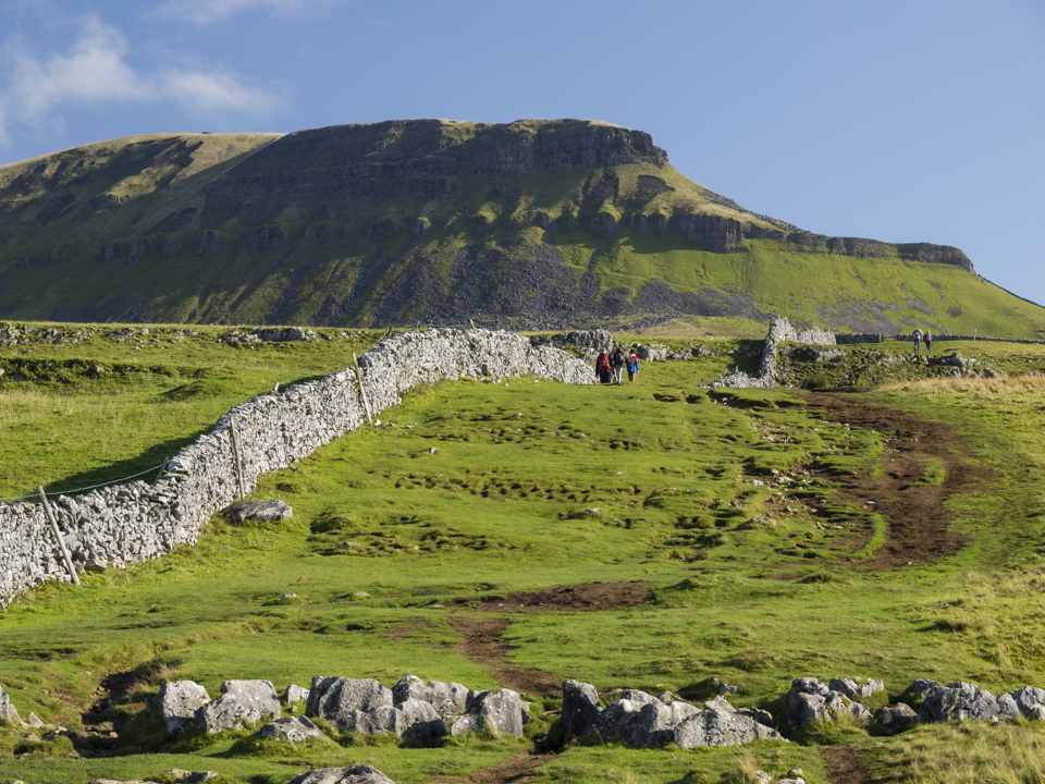 On the approach to Penyghent