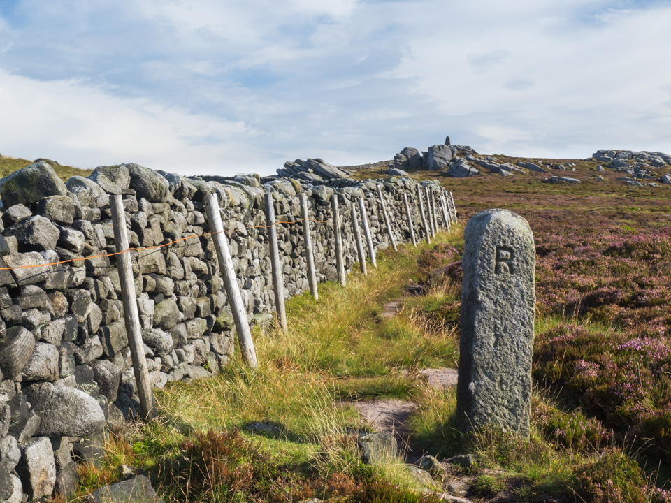 Boundary stone